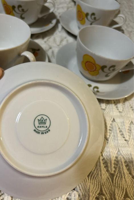 Красив комплект от 6 чаши с чинийки порцелан от ГДР