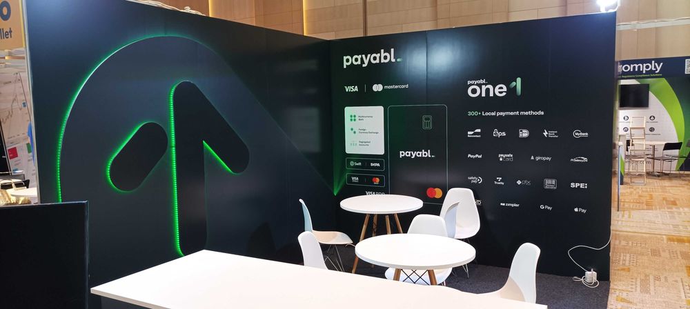 Професионална изработка на реклами и монтаж на фолио