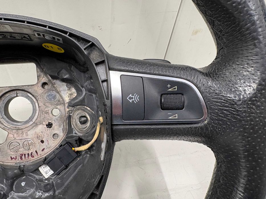 Волан за Ауди А8 С8 II 2008