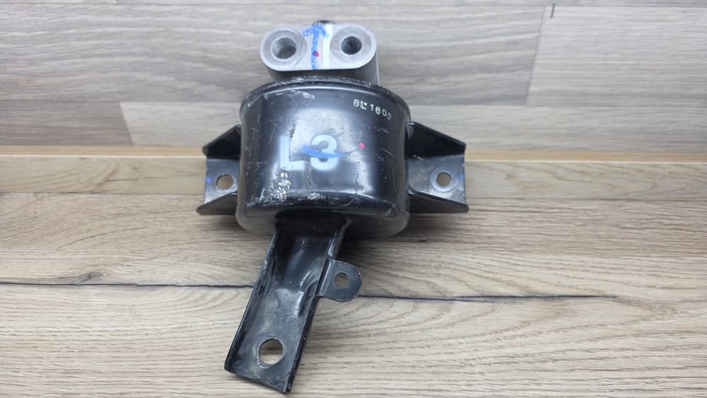 Продам подушки нексия 3