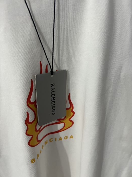 Tricou balenciaga nou