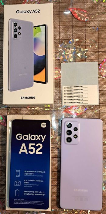 Смартфон Samsung A52