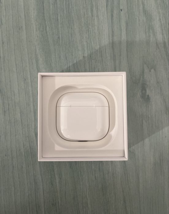 Airpods 4 ANC in garantie cu factura
