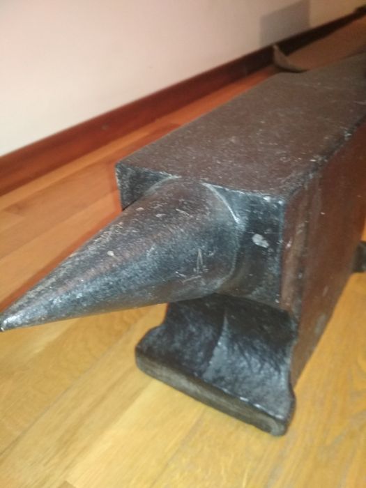 Наковальня Сталинская