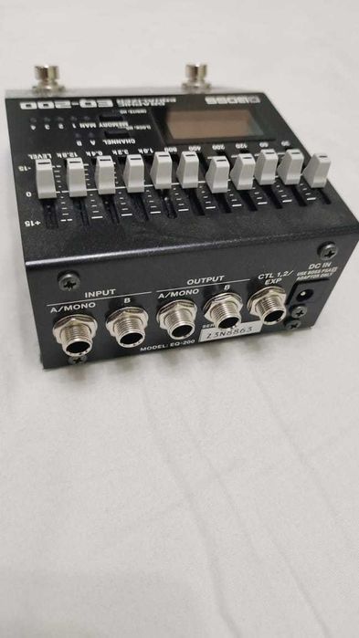 Педаль Эквалайзер Boss EQ-200