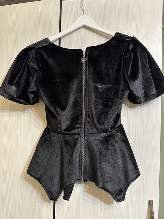 Черная кофта велюровая