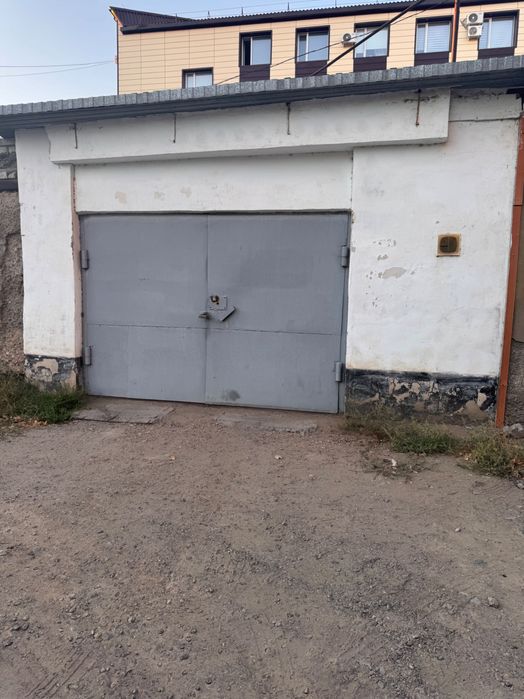 Продается гараж в районе городского  акимата