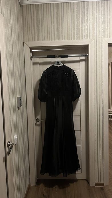 Продам элегантное, красивое вечернее платье