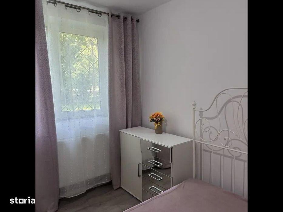 Apartament  4 camere , zona Titan