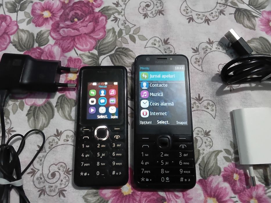 Vând 2 Telefoane Nokia cu Camera