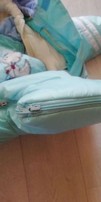 Продам комбинезон для новорождённых