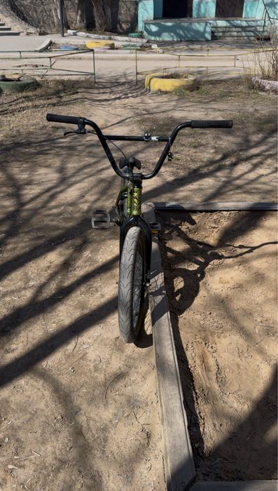 Продам BMX  KINK LAUNCH 2021