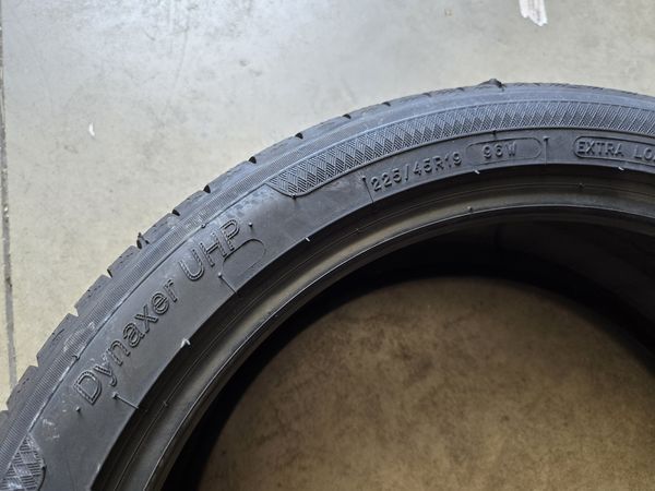 225/45/19 KLEBER 4бр