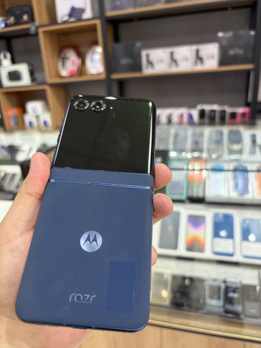 Motorola Razr 2025 Dual sim 8/256