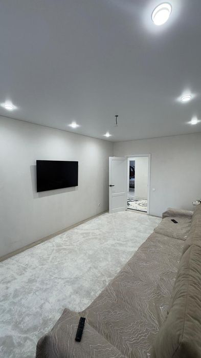 Продам 2 комнатную Жк Керемет