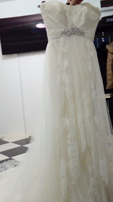 Rochie mireasa pronovias