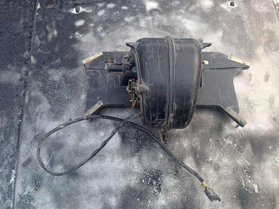 Мерс 190 124 моторчик печки