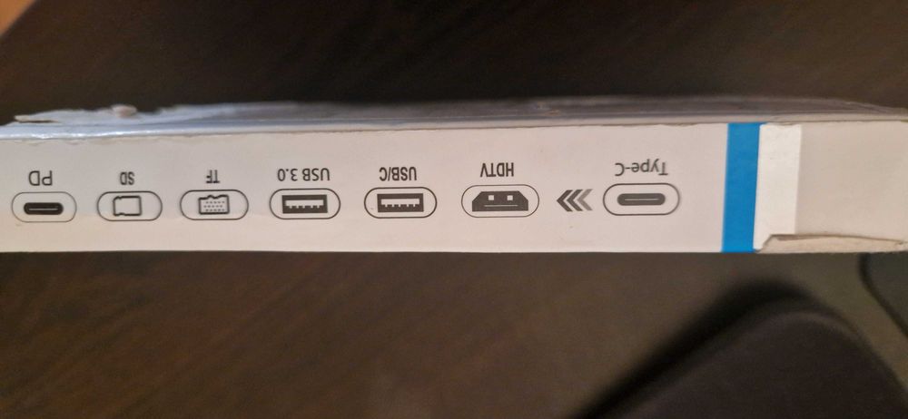 Hub USB 7 in 1 Qeno pentru Macbook