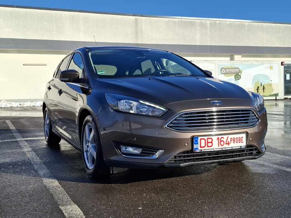 Ford Focus  EcoBoost 1.5 Benzină 150CP  model TITANIUM_Interior piele_