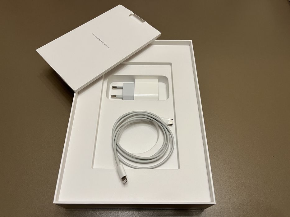 IPad Wi-Fi Cellular 64GB Space Gray (9th Generation)