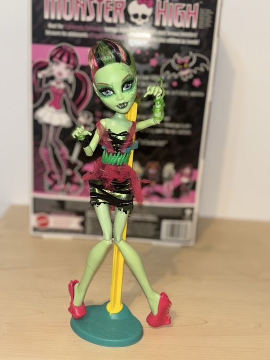 papusa monster high Venus McFlytrap