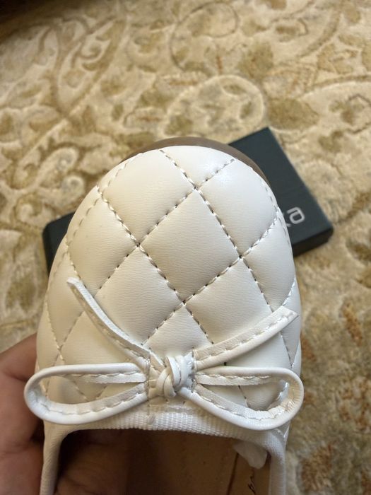 Белые балетки 32размера