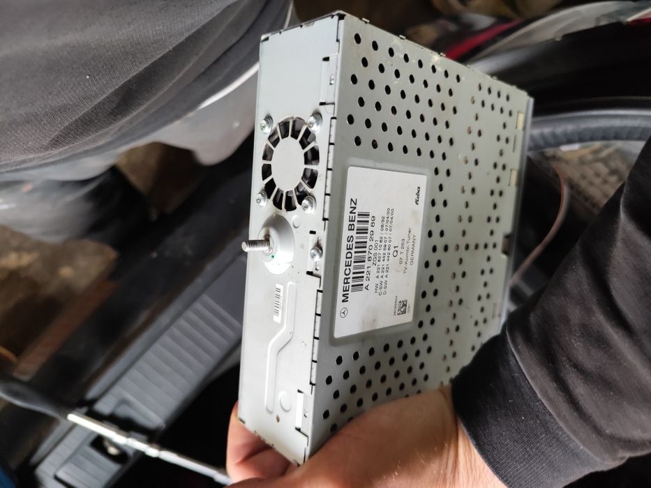 ТВ тунер Mercedes s class w221/мерцедес В221