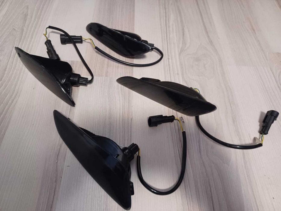 Set de 2 lumini led semnalizatoare-poziții, față - Vespa.