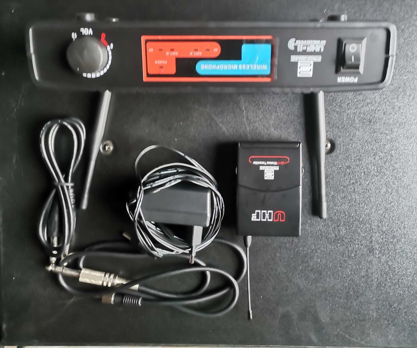 Sistem wireless pentru instrumente Pronomic UHF 11 nou.