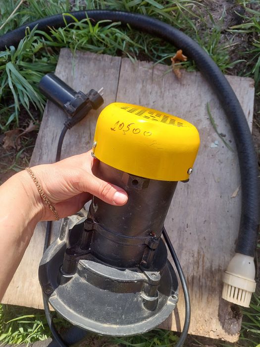 Продам погружной насос