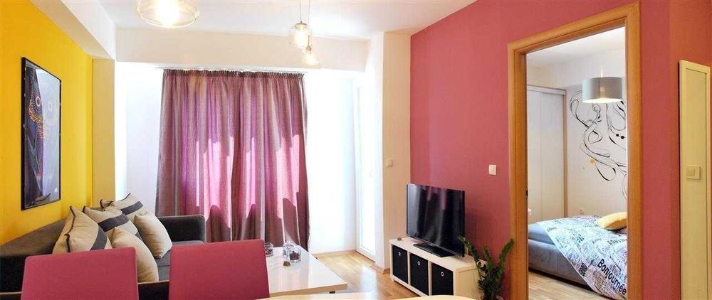 Дава се под наем Двустаен апартамент в Бургас, Лазур - 57 кв.м за 204 € - Снимка #3