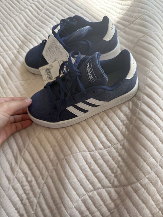 Кеды новые Adidas оригинал 32 рр
