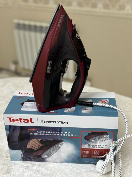 Утюг Tefal тефал.