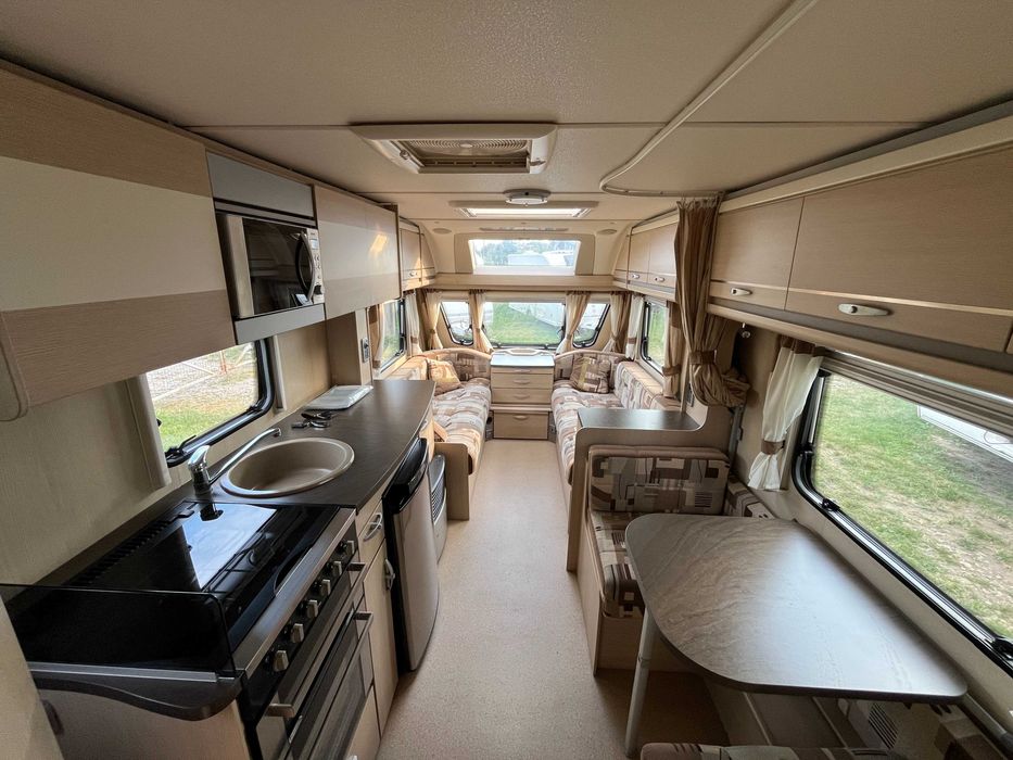 Rulota Swift Eccles Lux 2012 Neinmatriculata 5 locuri Alko ATC, Baie mare spate Cabina dus plastic Off camping Acumulator