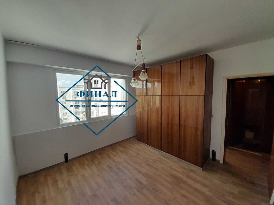 Продава се Тристаен апартамент в Шумен, Добруджански - 78 кв.м за 1079 €/кв.м - Снимка #7
