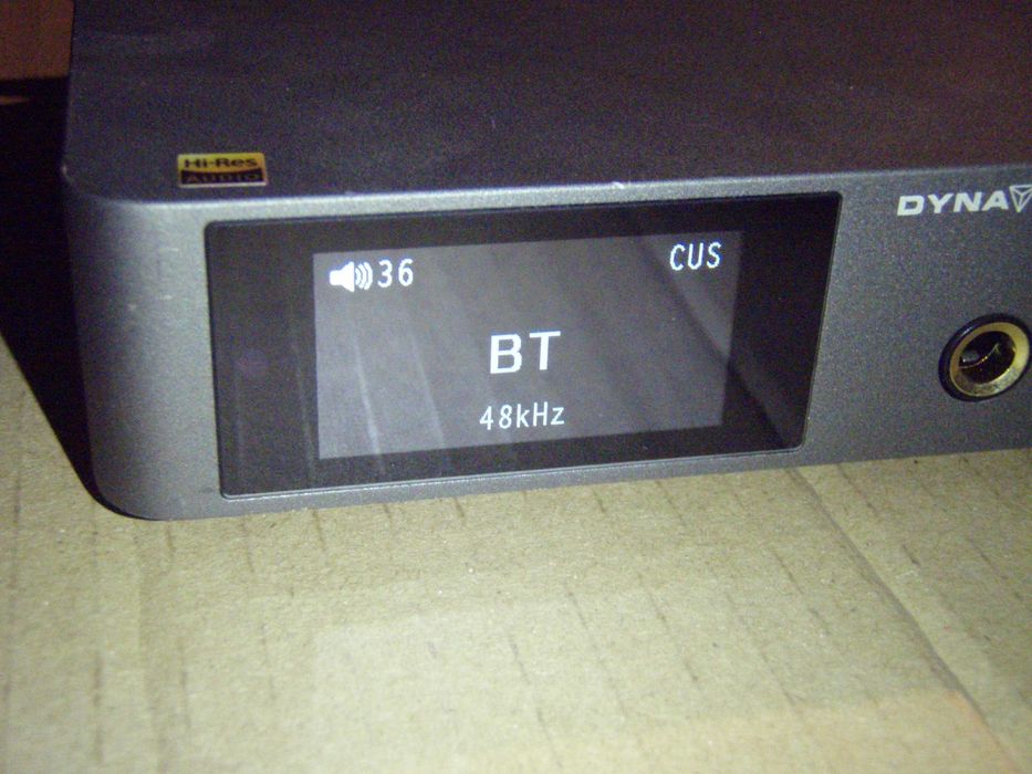 Amplificator compact cu bluetooth Dynavoice Challenger CA802BT