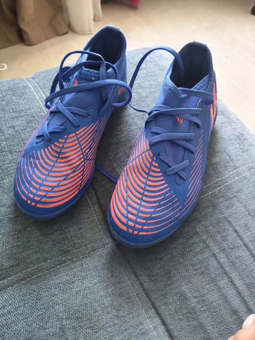 Бутсы футбольные