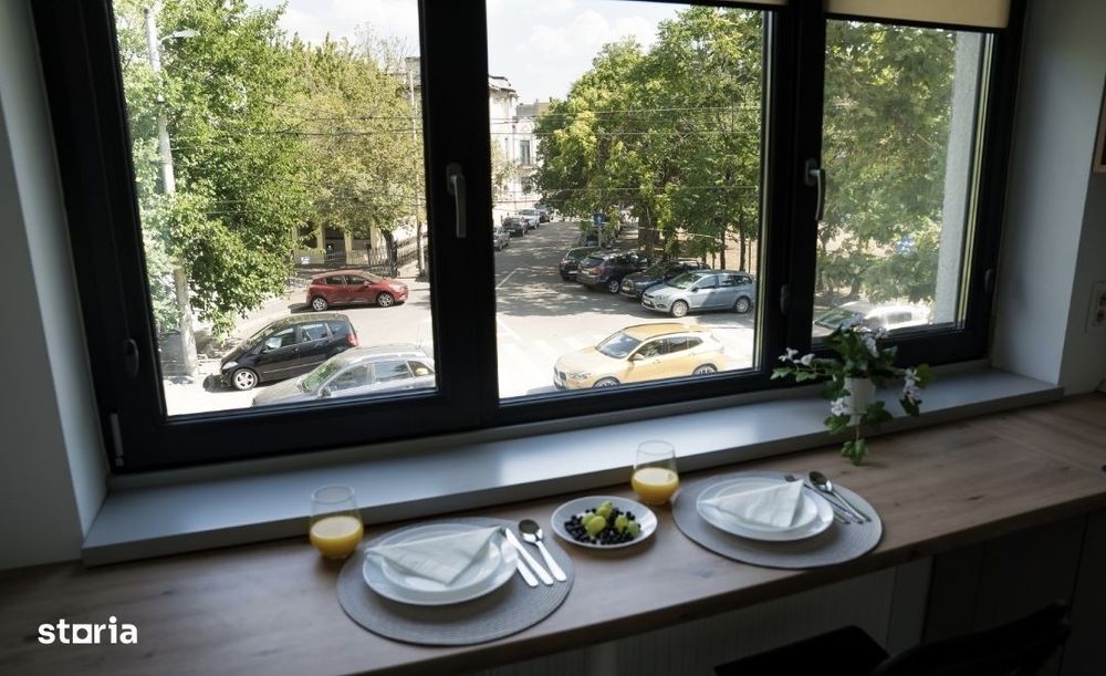Apartament cu 3 camere de inchiriat-Unirii-Regina Maria-cu centrala