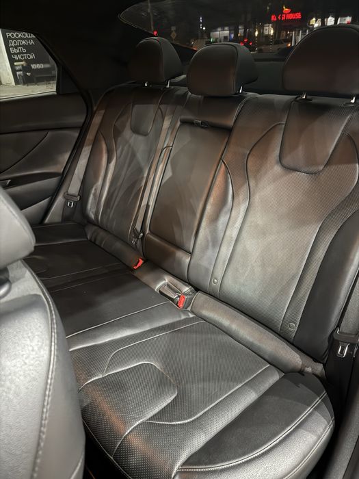 Hyundai Elantra 2.0 предпоследняя позиция