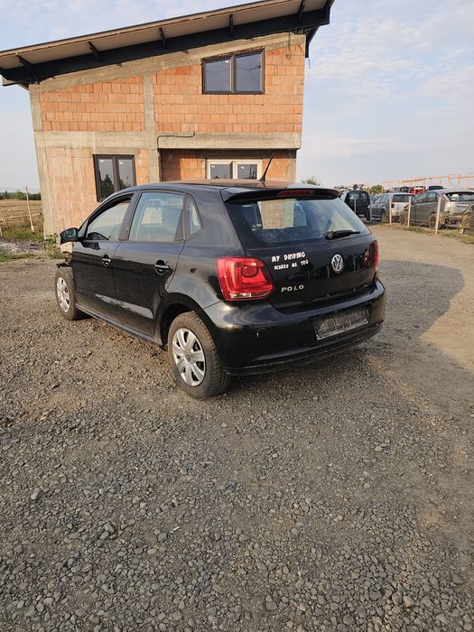 Dezmembrari piese vw polo 6r anu 2011, benzina 1,2 cod motor ,cgp kw 51 ,negru