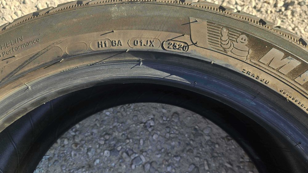 255/45 R18 • Iarna • Michelin Pilot Alpin 5 103V XL | 2 buc | Pret/buc
