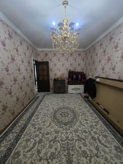 Сергели-8А да 4 хона квартира Срочна Арендага Берилади.