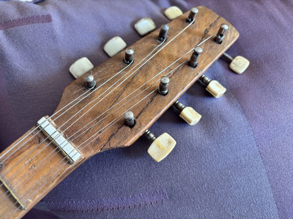 Стара българска тамбура