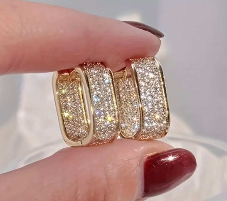 Cercei damă cu placare aurie două perechi diferite