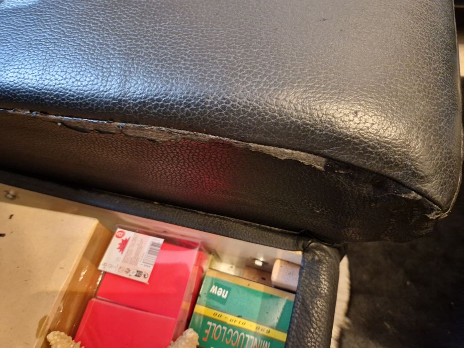 Vand coltar extensibil cu lada de depozitare