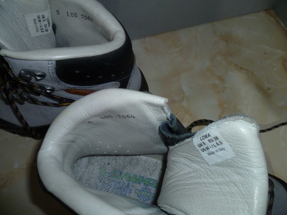 LOWA туристически обувки №38