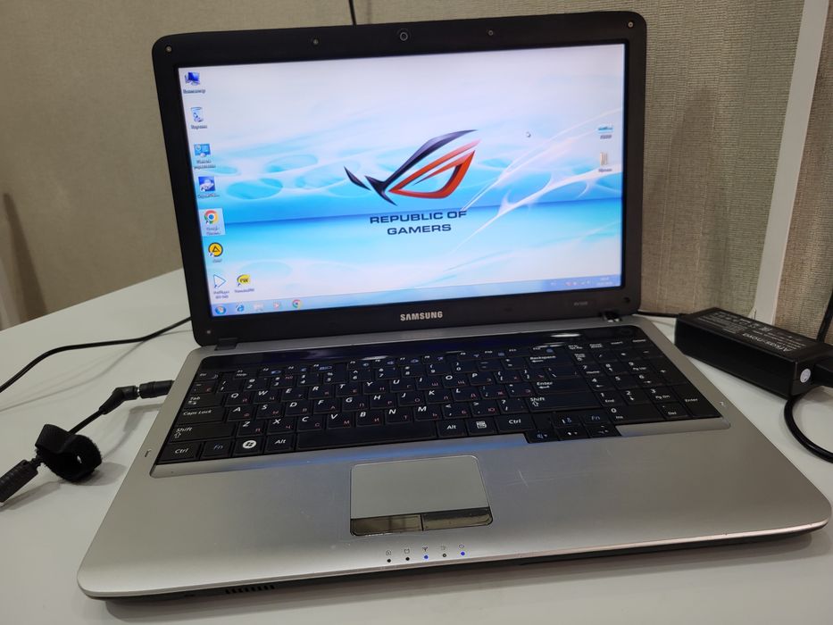 Ноутбук Samsung RV508