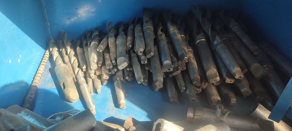 Сверло для токарного станка