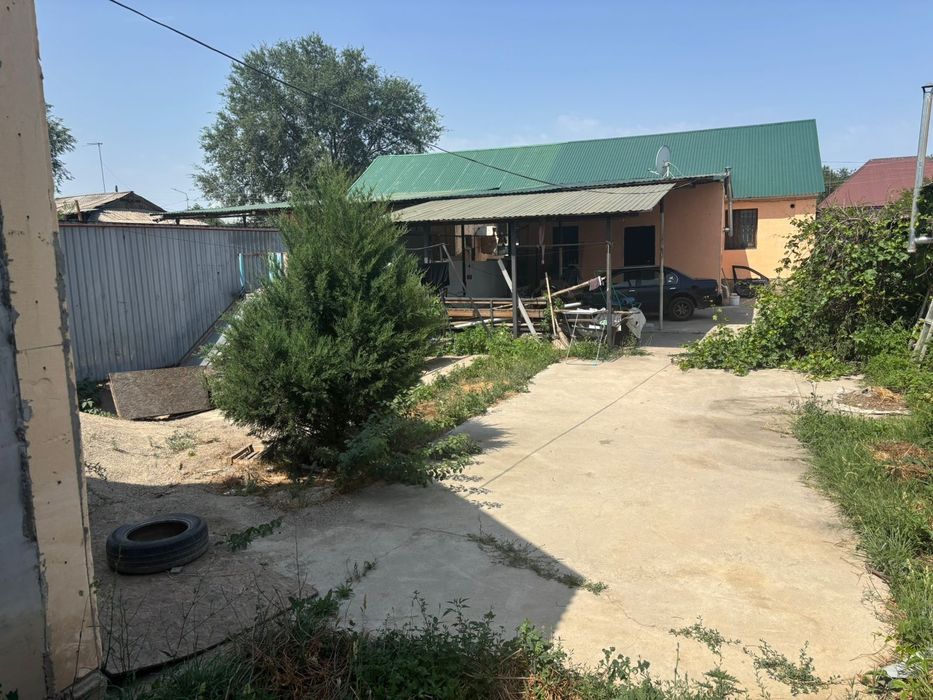 Үй сатылады опше 10 соты . 2 үй бар ..