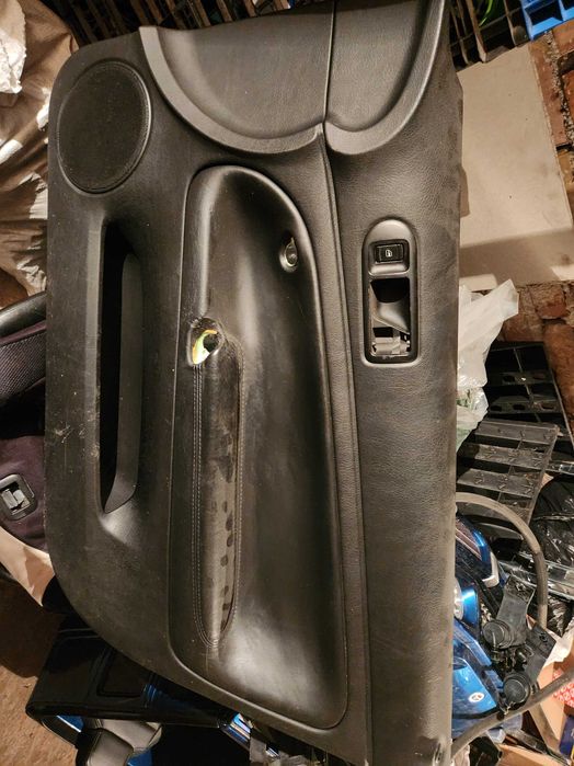 Кожени кори , пасат б5 , комби